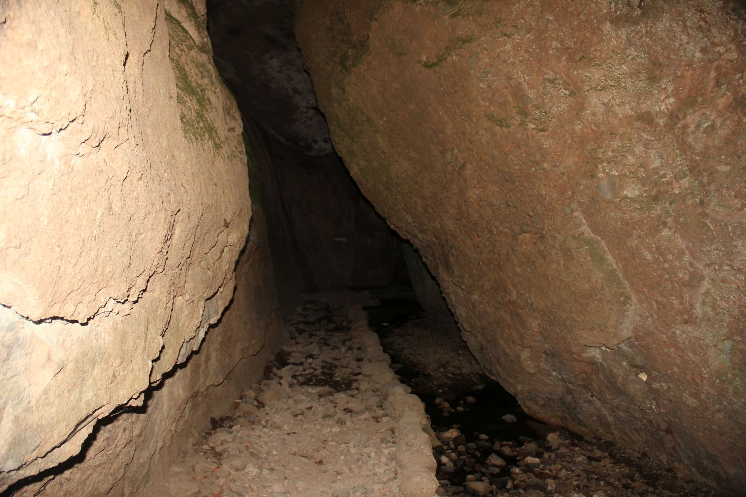 Bear Gulch Cave Trail 